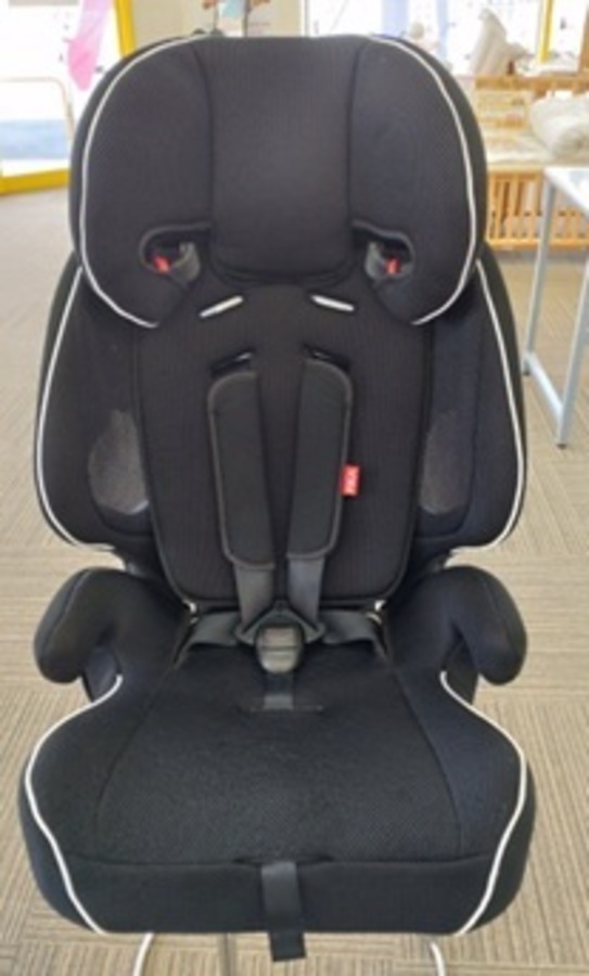 【中古販売】幼児用　チャイルドシート
フィーカ1