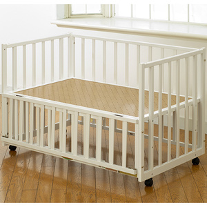 【中古販売】ベビーベッド　サークルベッド・ベーシック
ホワイト