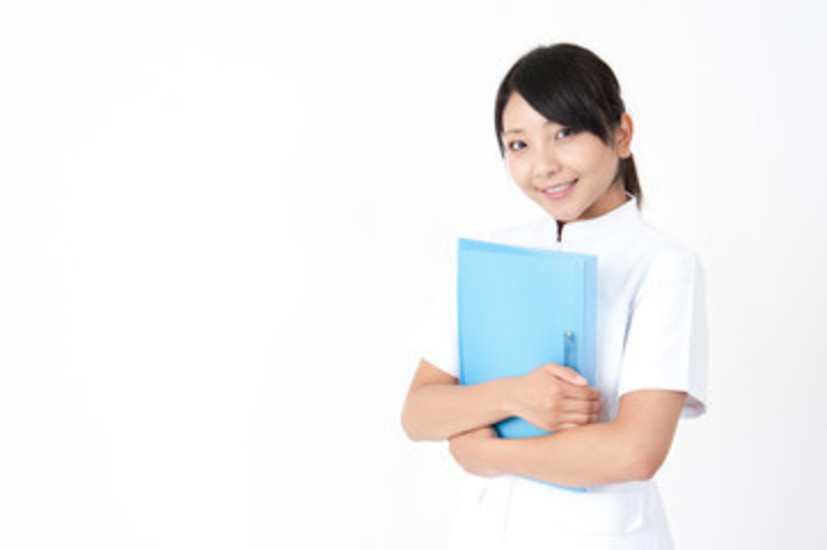 【神戸市須磨区】介護老人保健施設における看護業務のお仕事です(正社員)/年間休日は120日！社会保険完備♪