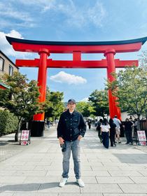 ビシュワカルマ　アジェイ