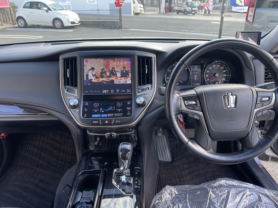 TOYOTA　クラウンHV　アスリートＳ　Ｆｏｕｒ