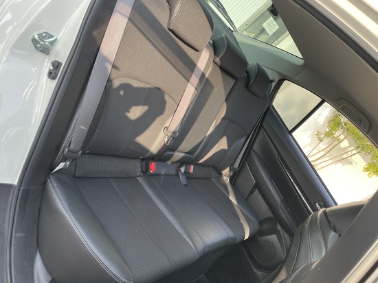 SUBARU　レガシィB4 2.5I Bスポーツ　アイサイト　Gパッケージ