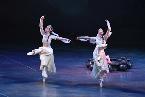 撮影　(有)テス・大阪