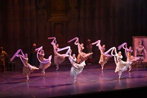 撮影　(有)テス・大阪