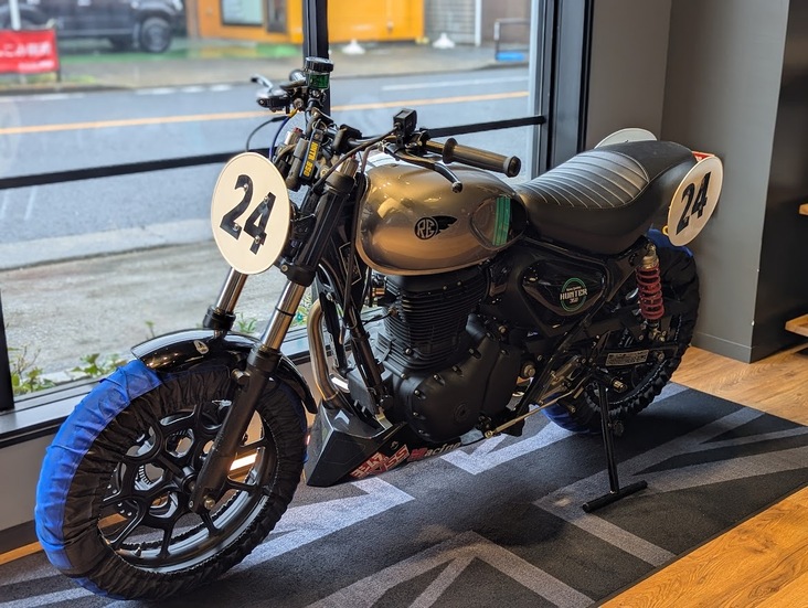 鉄馬レースを走ったHUNTER350 特別展示！！