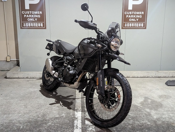 特別仕様の限定車HIMALAYAN450 MANA BLACK