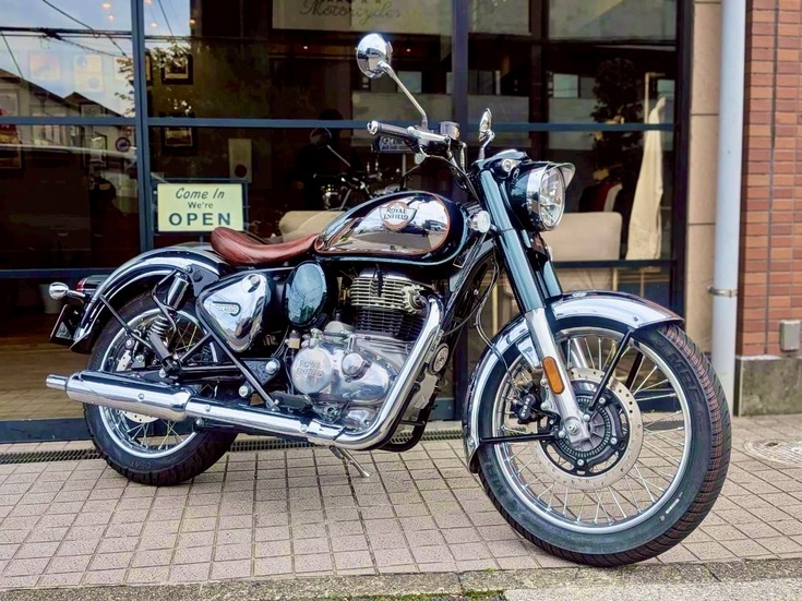 もう足つきで諦めない！CLASSIC350 ”ロー＆スリム” カスタムシート誕生！