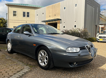 156 2.5 V6 AT Qシステム　


